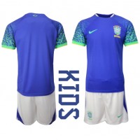 Camiseta Brasil Visitante Equipación para niños Mundial 2022 manga corta (+ pantalones cortos)